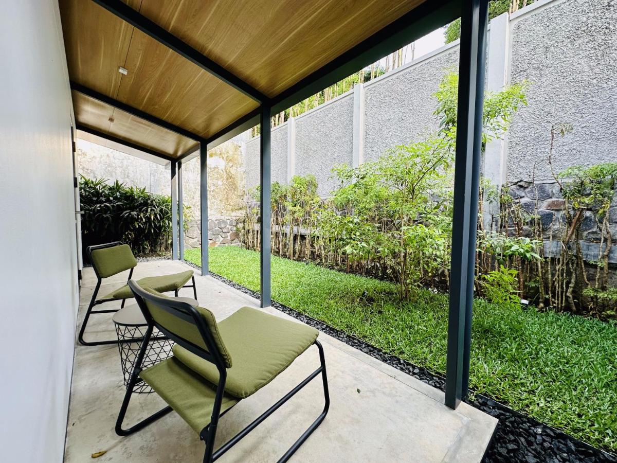 Bungalow Homes Bandung Exterior photo